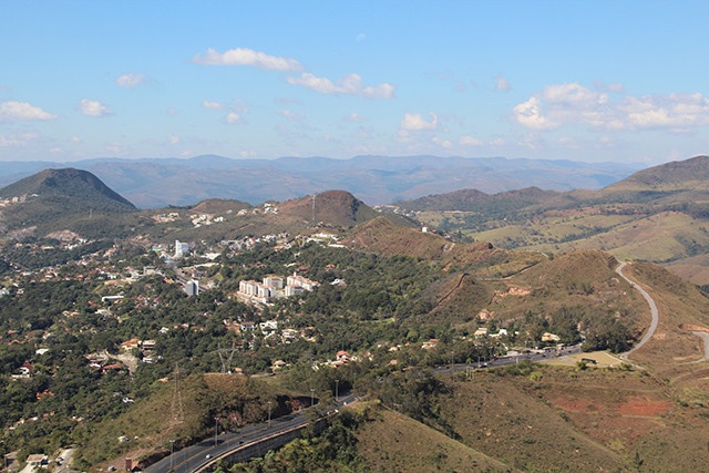 Rodovia MG-030, acesso ao Vale do Sereno
